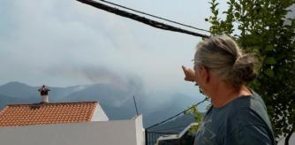 LV_Los medios aéreos retoman sus tareas contra el gran incendio de Málaga