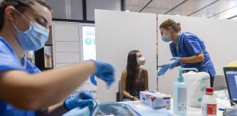 vacunacion contra la covid en la UPC