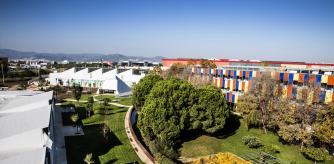Vista general de la sede de Fundesplai, ya ampliada, en El Prat de Llobregat