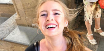 ¿Qué sucedería si un día te levantaras de la cama, dejaras tu trabajo de siempre y te dedicaras a enseñar trucos de Excel en TikTok e Instagram? ¿Y si además lo hicieras bailando como si no hubiera mañana? En el caso de Kat Norton, esta alocada combinación de factores se ha convertido en un lucrativo negocio con ingresos de seis cifras (casi) a diario, según ha explicado en el podcast Decoder de The Verge esta neoyorquina de 27 años.