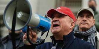 Serbia convierte en cuestión de Estado la retención de Djokovic en Australia