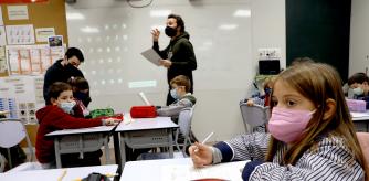 Durante el mes de septiembre, las horas lectivas en infantil y primaria finalizarán a las 13 h