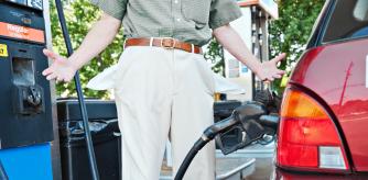 Llenar depóstio de gasolina