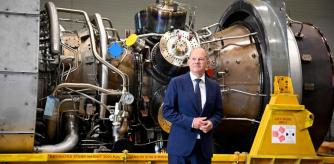 Scholz se abre a prolongar la vida de las centrales nucleares