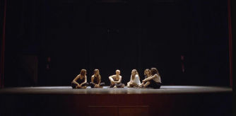 Una imagen de 'El techo amarillo' de Isabel Coixet