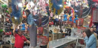 El vídeo viral del mal trago de una joven cuando le toca un Satisfyer en una tómbola: “Me muero”