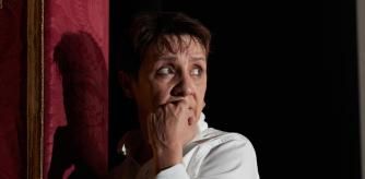 Blanca Portillo en un moment de l'obra 'Silencio', que arriba a la sala Tallers del TNC