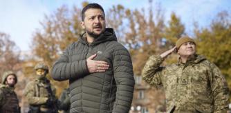 Zelenski visita Jersón pocas horas después de la retirada de tropas rusas