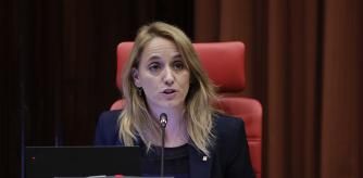 La consellera de Economia, Natàlia Mas, en la comisión de Economia del Parlament,