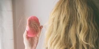 Vitaminas para evitar la caída del cabello.