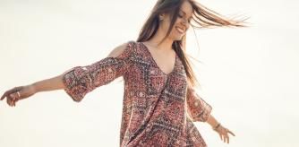 Elige la mejor ropa para no pasar calor durante estos días