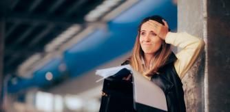 Una alarma en el móvil puede evitarnos faltar a ciertos compromisos.