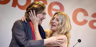 La alcaldesa de Barcelona y candidata de BComú, Ada Colay, y la vicepresidenta Yolanda Díaz