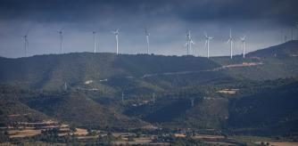 Parque de energía eólica en el Anoia
