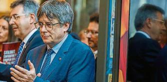 Brussels (Belgium), 05/09/2023.- Catalan leader Carles Puigdemont attends an exhibition on 'Catalonia's contributions to the European Social and Political Progress' at the EU Parliament in Brussels, Belgium, 05 September 2023. (Bélgica, Bruselas) EFE/EPA/OLIVIER MATTHYS