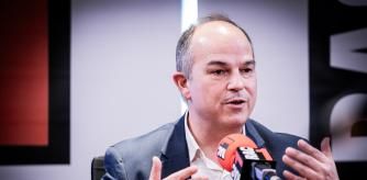 XAVIER CERVERA 31/01/2024 Jordi Turull Negre (Parets, Barcelona, 6 de septiembre de 1966) es un político catalan, miembro de Junts, diputado entre 2004 y 2018 en el Parlamento de Catalunya, y que en 2017 ejerció de consejero de la Presidencia y portavoz del Gobierno de Cataluña; estuvo encarcelado en Lledoners por el Proces (en el Mon a RAC1 programa de radio ,de Jordi Baste)