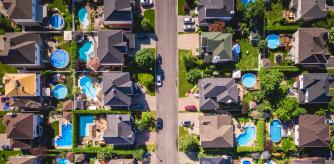 La dirección general del Catastro, del ministerio de Hacienda, publicó en 2022 por primera vez la estadística sobre piscinas en España, actualizada en 2023   .