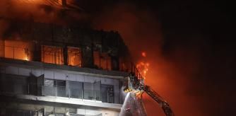 Al menos cuatro muertos en el incendio de un edificio de 143 viviendas en València