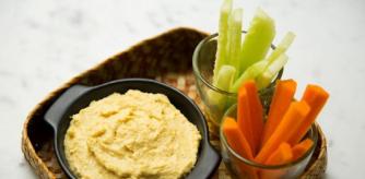Recetas con hummus que harán brillar tus comidas con la crema más famosa de Oriente Medio