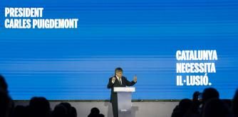 ARGELÈS-SUR-MER (FRANCIA), 25/04/2024.- El expresidente catalán y candidato a la presidencia de la Generalitat, Carles Puigdemont, durante el acto de inicio de campaña electoral de JxCat celebrado este jueves en la localidad francesa de Argelès-sur-Mer. EFE/David Borrat.