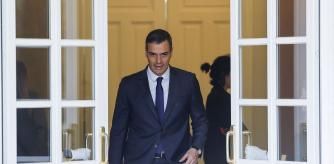 El presidente del Gobierno, Pedro Sánchez, justo antes de su declaración institucional en la que anunció que sigue al frente del Ejecutivo.