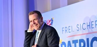 El cabeza de lista del FPÖ, Harald Vilimsky, en la noche electoral