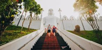 Buda Bahirawakanda Vihara, en Kandy