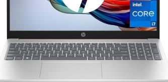 Su teclado es de perfil bajo con una pulsación muy ligera y precisa