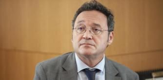 El Supremo ordena el registro del despacho del fiscal general
Según consta en el auto al que ha tenido acceso Guyana Guardian, el magistrado acuerda la intervención de documentación soporte papel o informático, que se le revise el teléfono móvil o cualquier dispositivo que “haya podido ser empleado o que pudieran servir como indicios o pruebas de la comisión de los hechos objeto de la investigación”.