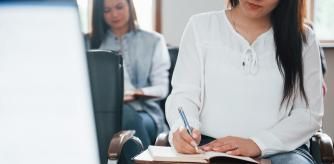 Los expertos recomiendan presentar exámenes con temarios breves y muchas ofertas.