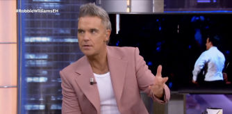 Robbie Williams recuerda lo más valioso que le enseñó su abuela en vida: 