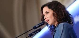 Isabel Díaz Ayuso ha vinculado directamente el relevo de José María Álvarez-Pallete López al frente de Telefónica con el “asunto del móvil” del Fiscal General del Estado sobre el que el magistrado del Tribunal Supremo Ángel Hurtado ha pedido a los proveedores de servicios de WhatsApp y de Google que aporten todos los datos que tengan en su poder. “Un móvil que se ha borrado de plano, como todo el mundo sabe, después de que la Justicia está investigándolo; Me pregunto si tendrá algo que ver”, ha apostillado.