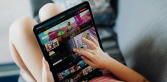 Su espectacular pantalla te permite ver series con gran calidad