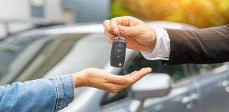 En cuanto se arranca el coche ya está contando el cuentakilómetros económico.