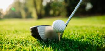 ¡Potencia tu juego con las mejores bolas de golf! Más distancia, control y precisión en cada golpe.