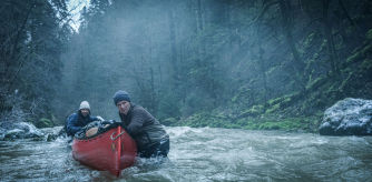 Una imagen de la película 'Misterioso asesinato en la montaña'