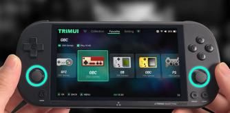 VIdeoconsola entre manos