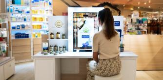 El Smart Mirror está en la zona de parafarmacia de El Corte Inglés