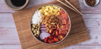 Poke bowl de salmón