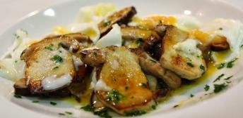 Receta de hongos blancos y huevos