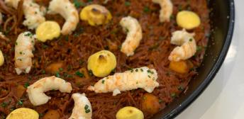 Fideos con cigalas y alioli de azafrán