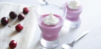 Vasitos de crema de cerezas