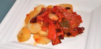 llampuga con pimientos