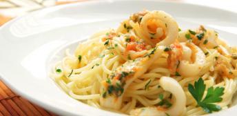 Espaguetis con sepia