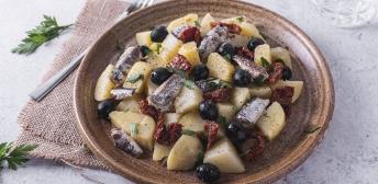 Ensalada de patatas anchoas