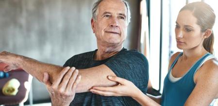 La artrosis se asocia fundamentalmente con el envejecimiento, pero también puede aparecer en edades tempranas.&nbsp;