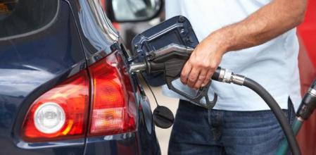 Las gasolineras 'low cost' se empezaron a expandir el 2013 en España