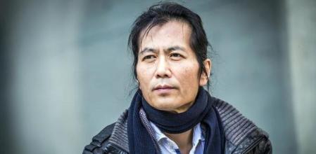 Byung-Chul Han filósofo y ensayista surcoreano experto en estudios culturales y profesor de la Universidad de las Artes de Berlín / foto: Llibert Teixido