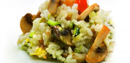 Arroz con verduras y senderuelas