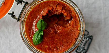 Pesto rosso